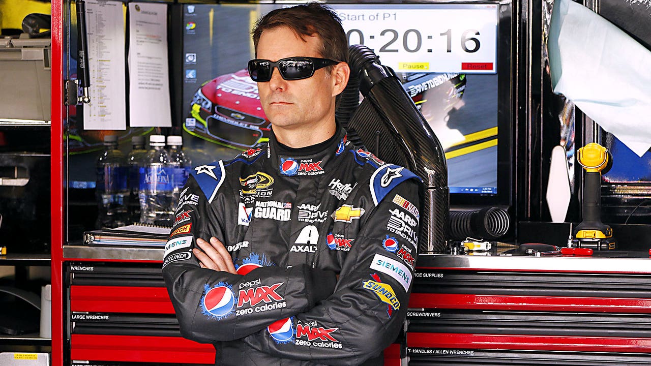 Gordon ready to race at Darlington no matter when it is